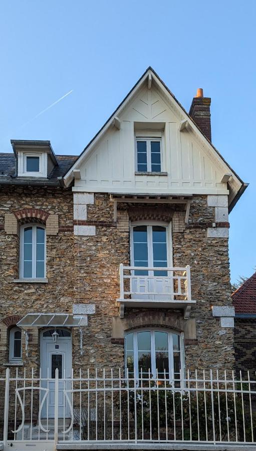 Capucine: Charming Town House With Garden In Vernon-giverny Holiday home Vernon (Eure)