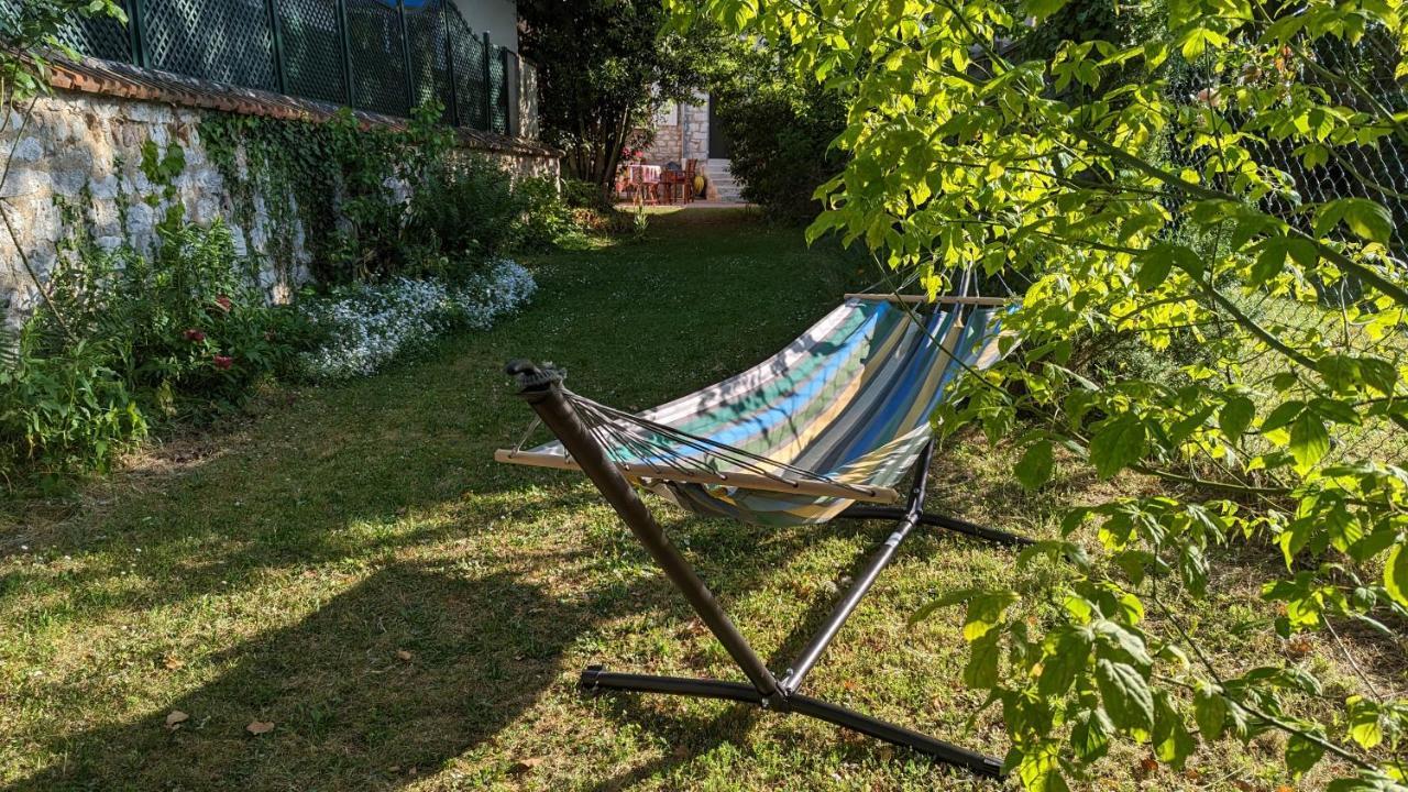 Capucine: Charming Town House With Garden In Vernon-giverny Holiday home *